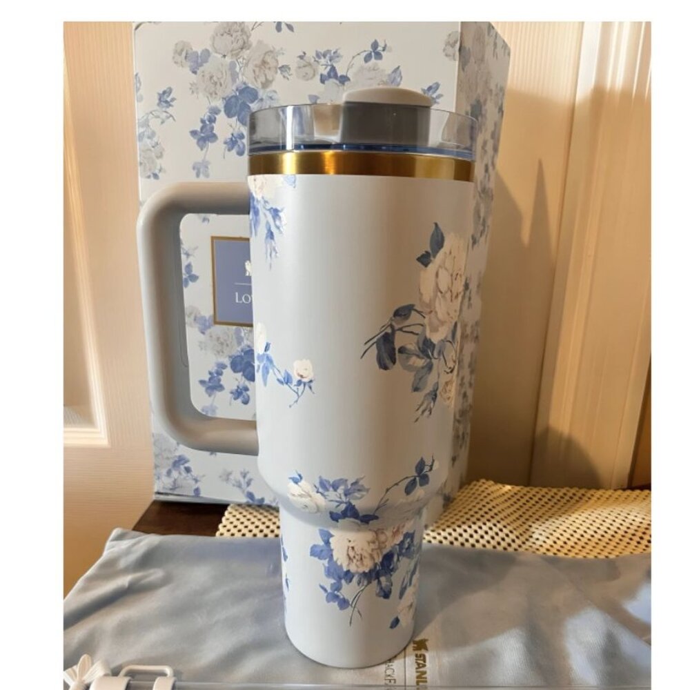 Stanley x LoveShackFancy 40oz Quencher Tumbler – Floral Blue New